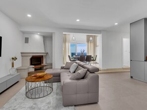 Living area - Wohnung Lukasblick A3 by Interhome (Makarska)