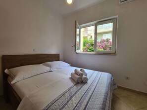 Internet - Studio Harmony von fünf A3 by Interhome (Makarska)