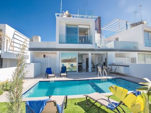 Pool - Protaras Olivine Villa mit Pool und einem Dachgarten by Interhome (Protaras)