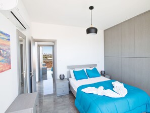 Internet - Protaras Olivine Villa mit Pool und einem Dachgarten by Interhome (Protaras)