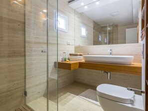 Towels - Luxuriöse Villa White Rose mit Pool in der Nähe von Zrče Beach by Interhome (Pag/Novalja)