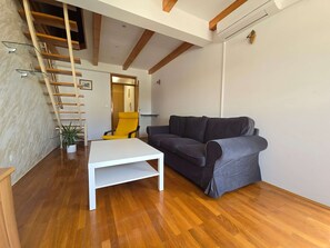 Living area - Wohnung "Antonia" mit Wi-Fi by Interhome (Makarska)