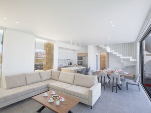 Interior - Ferienvilla Vie Bleu mit großem Pool by Interhome (Protaras)