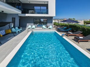 Pool - mit Privatpool für 16 Personen ca. 160 m² in Novalja, Adriaküste Kroatien by Interhome (Pag/Novalja)