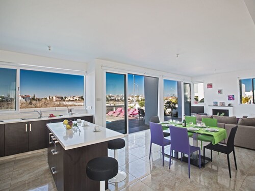 Protaras Perle Villa PE16 by Interhome