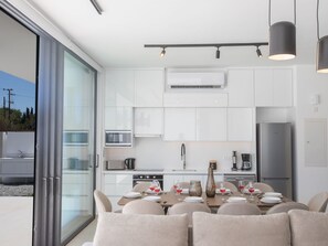 Fridge, microwave, oven, dishwasher - mit Privatpool für 11 Personen ca. 220 m² in Protaras, Südküste von Zypern by Interhome (Protaras)