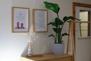 Interior - Cozy Minimalist Studio | Style & Clean | No.4 (Lüneburg)