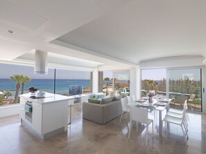 Interior - Luxuriöse Wohnung am Strand von Thalassa by Interhome (Paralimni)