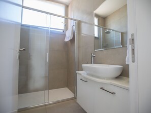 Towels - in Ayia Napa mit großem Patio by Interhome (Ayia Napa)