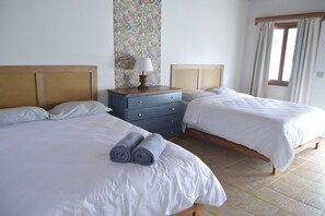 Family Single Room, Sea View | Desk, free WiFi - Hooked on Panama Hotel (Limones)