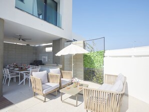 Outdoor dining - Protaras Almaria Villa ALM08 by Interhome (Protaras)