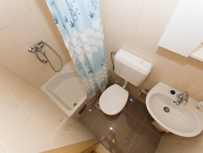 Towels - Atelier Jakov A3 by Interhome (Makarska)