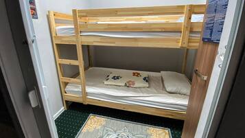 Habitación estándar doble | Espacio para trabajar con un portátil y wifi gratis