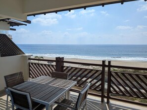 Outdoor dining - 1334 Marino, 6th floor Ocean Front 2 bedroom (Bajos de Chila)