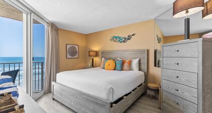 Oceania Beach Club 604