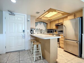 Interior - Oceania Beach Club 205 (New Smyrna Beach)