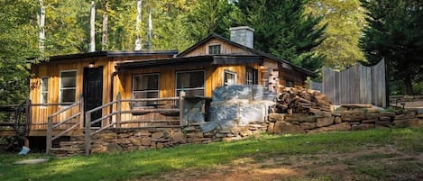 House (1 Bedroom) | Front of property