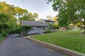 House (3 Bedrooms) | Interior - New Playground: Hot Tub, Games, and Broadway Buzz! (Nashville)