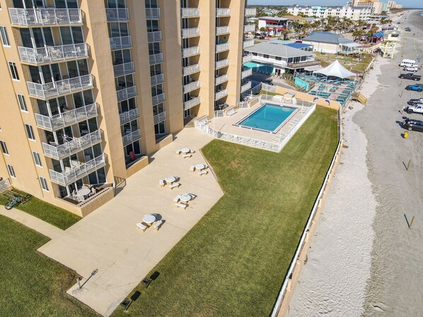 Interior - Oceania Beach Club 706 (New Smyrna Beach)