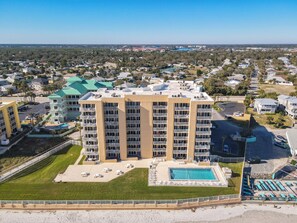 Interior - Oceania Beach Club 706 (New Smyrna Beach)