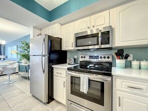Interior - Oceania Beach Club 303 (New Smyrna Beach)