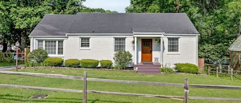 House (2 Bedrooms) | Front of property