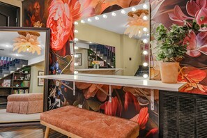 Interior - Bachelorette Retreat in Nashville (Nashville)