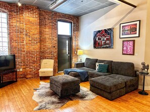 Apartment (2 Bedrooms) | Interior - Writers Round (Nashville)