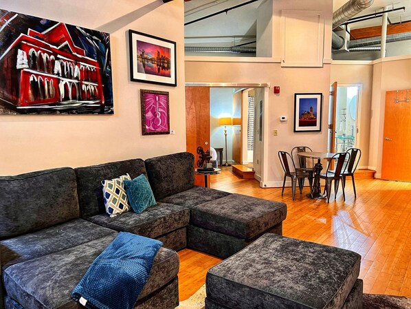 Apartment (2 Bedrooms) | Interior - Writers Round (Nashville)