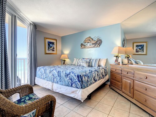 Oceania Beach Club 805