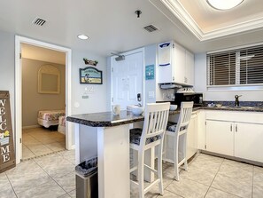 Interior - Oceania Beach Club 805 (New Smyrna Beach)