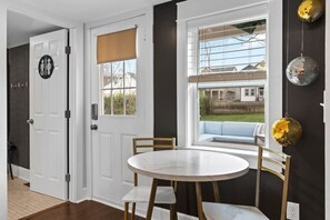 Interior - Space Cowboy - Firepit, Huge Yard, Close2downtown (Nashville)