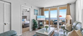 Oceania Beach Club 101