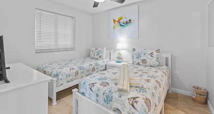 Oceania Beach Club 101