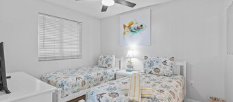 Oceania Beach Club 101