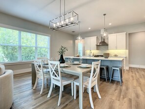 Interior - Lala at the Beach 512 (New Smyrna Beach)