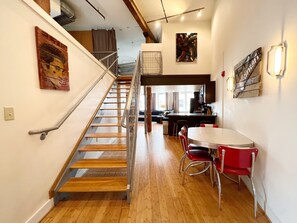 Apartment (2 Bedrooms) | Interior - Elvis (Nashville)