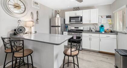 Central Phoenix Casita Unit B