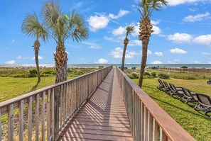 Property grounds - Oceanfront Penthouse! Waterpark! Arcade! Dunes Village Resort (Myrtle Beach)