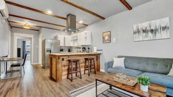 Apartment (1 Bedroom) | Front of property