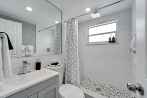 Apartment (2 Bedrooms) | Interior - 8820 Rocky Creek Drive Unit B (Tampa)