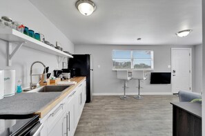 Interior - 8818 Rocky Creek Drive Unit A (Tampa)