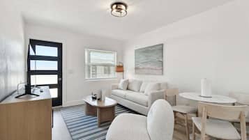 Apartment (1 Bedroom) | Front of property