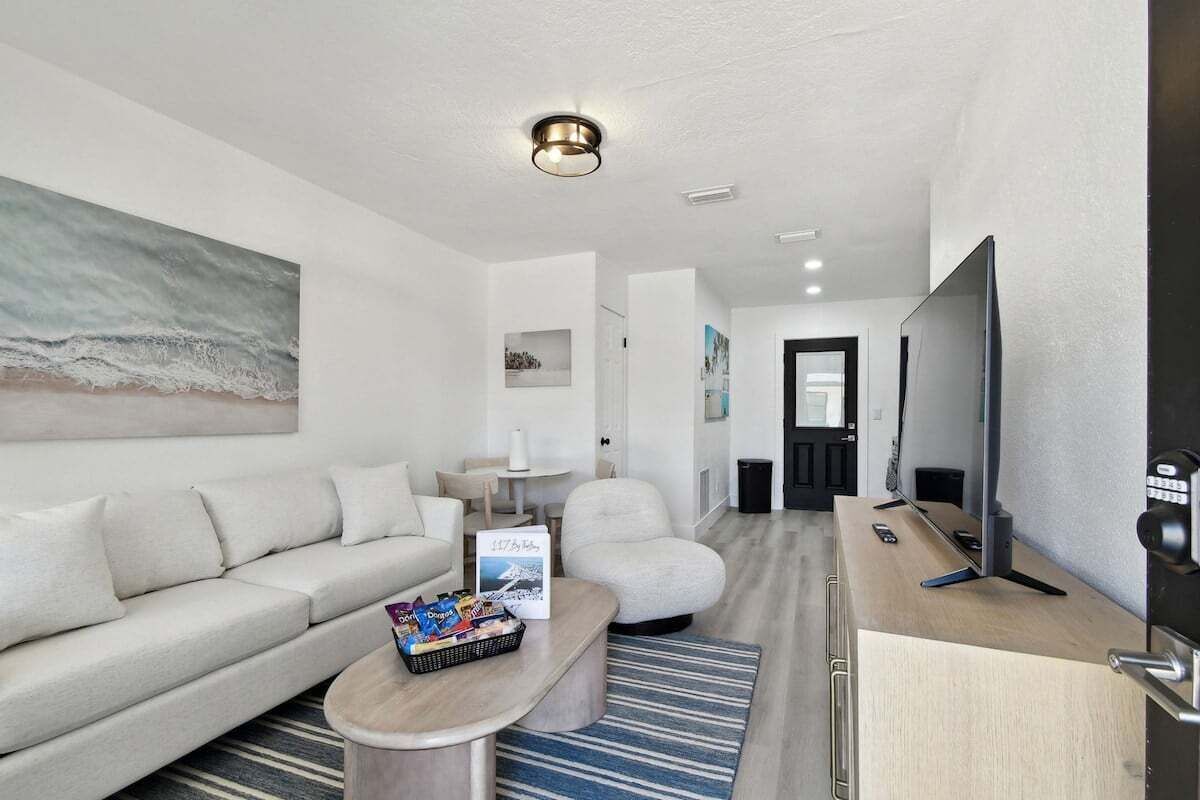 Apartment (1 Bedroom) | Interior