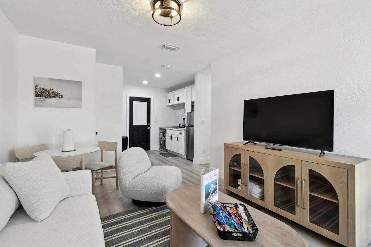 Apartment (1 Bedroom) | Interior
