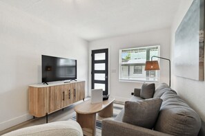 Interior - 117 127th Ave E Unit 3 (Treasure Island)