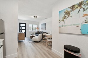 Interior - 117 127th Ave E Unit 3 (Treasure Island)