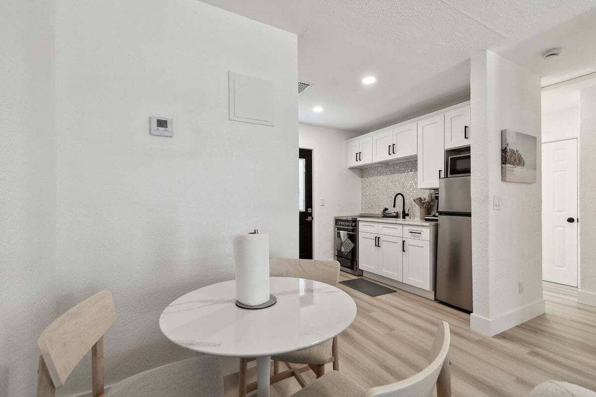 Apartment (1 Bedroom) | Interior