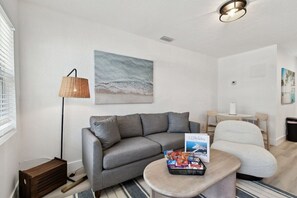 Interior - 117 127th Ave E Unit 3 (Treasure Island)