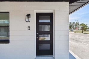 Interior - 117 127th Ave E Unit 8 (Treasure Island)